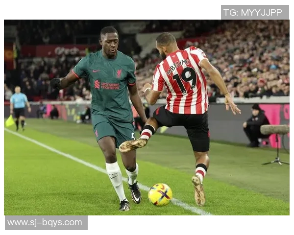 与曼联交锋过的足球巨星盘点与精彩瞬间回顾