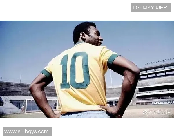 世界排名第一足球球星的职业生涯辉煌与挑战探索