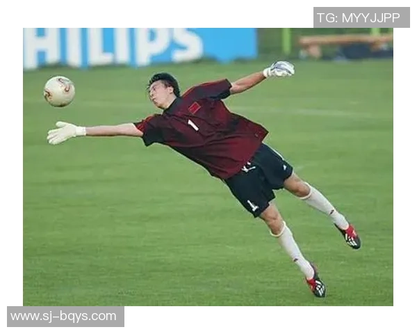 中国足球3号球衣传奇球星的成长之路与突破历程分析