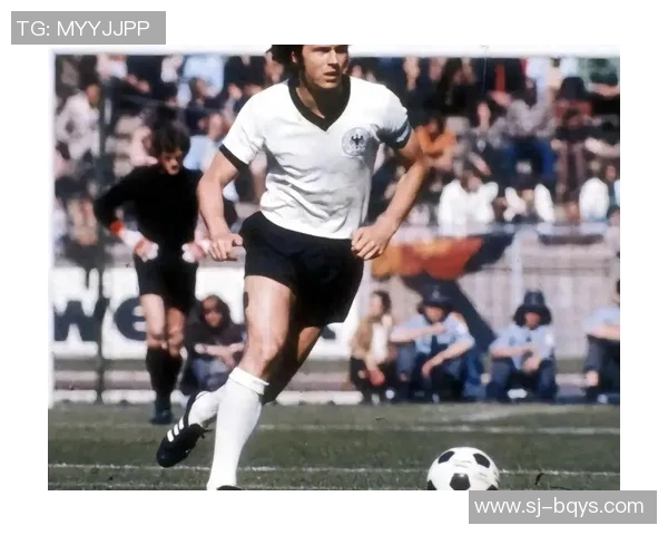 全球足坛顶尖球员排名揭秘 谁是足球历史上最伟大的十位球星