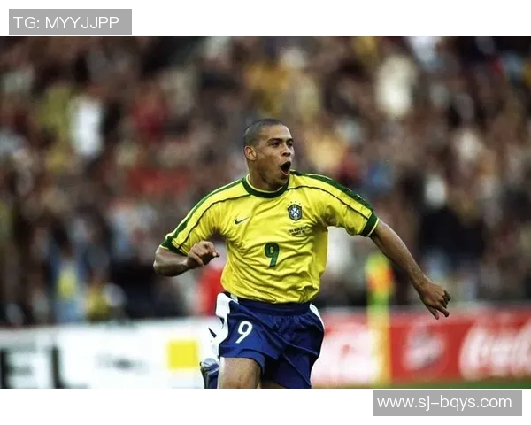 全球足球巨星排行榜：2025年最强球员全面分析与比较